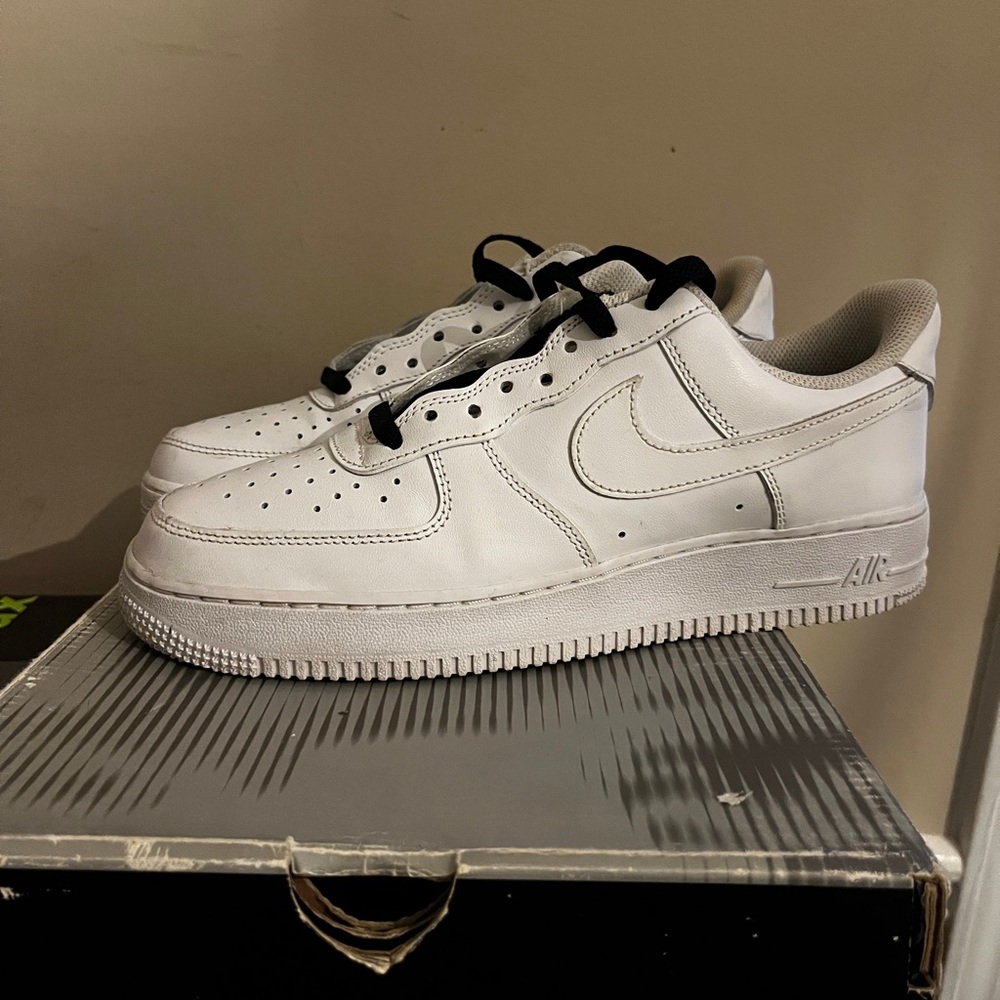 Nike Air Force 1